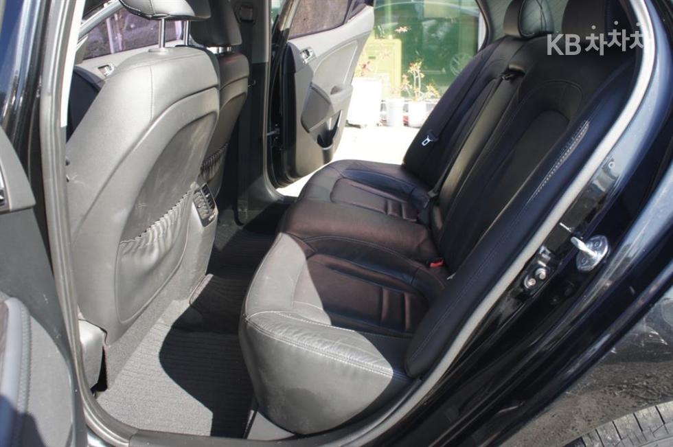 Kia K5 — miniaturë 12