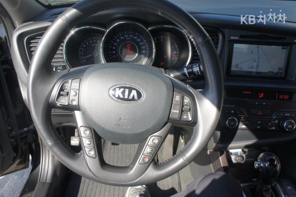 Kia K5 — miniaturë 16
