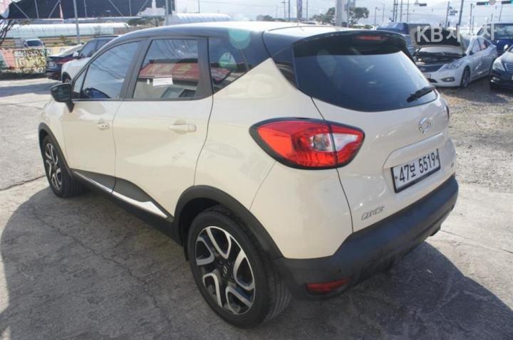 Renault QM3 RE Signature 7