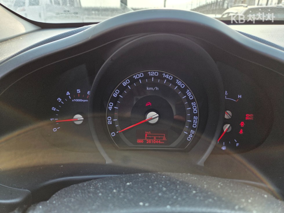 2011 - kia sportage
