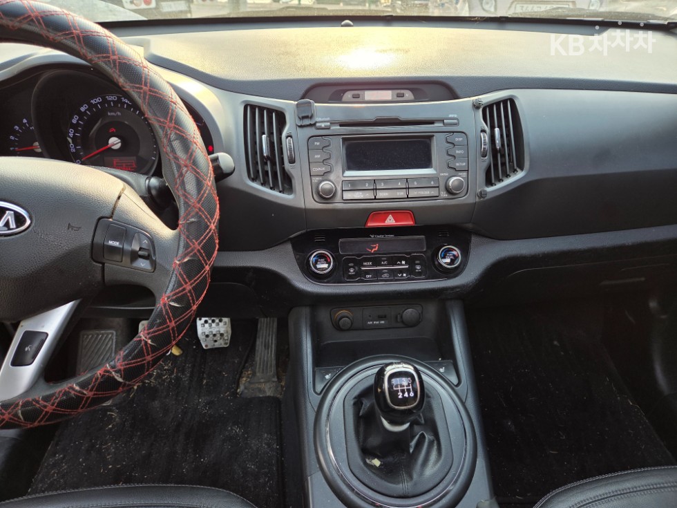 2011 - kia sportage
