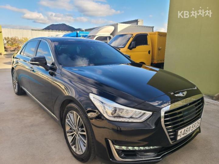 Genesis EQ900 3.8 GDI AWD Premium Luxury 4