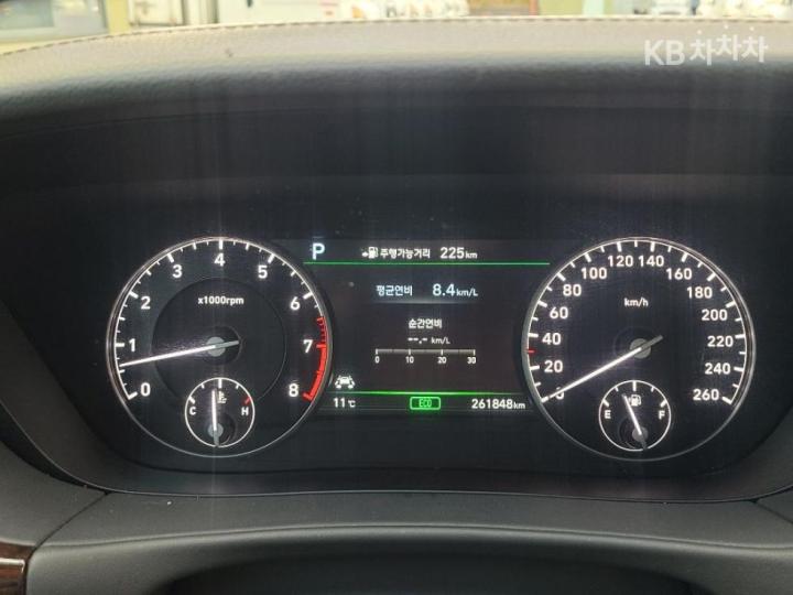 Genesis EQ900 3.8 GDI AWD Premium Luxury 10