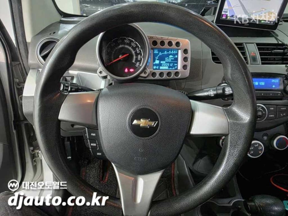 Chevrolet Spark — miniaturë 14