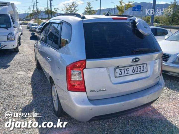 Kia Carens New 2.0 LPI GLX Premium Type 4