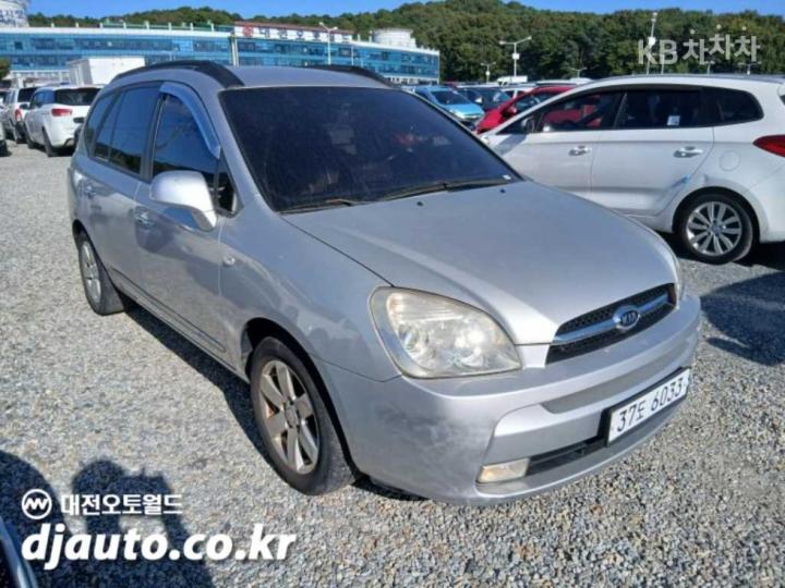 Kia Carens New 2.0 LPI GLX Premium Type 7