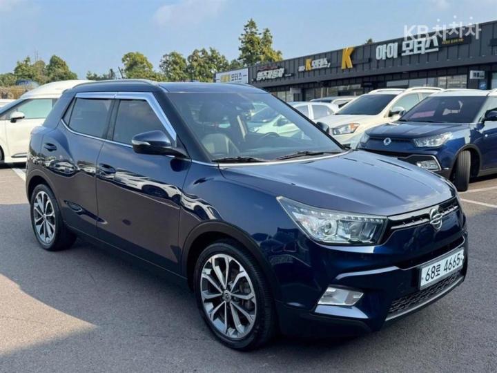 KG Mobility (Ssangyong) Tivoli Diesel LX Base Type 3