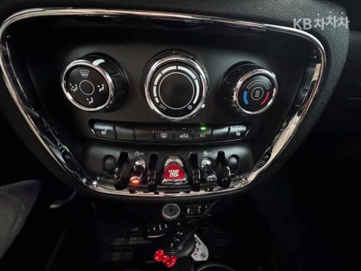 Mini Clubman 1.5 Cooper Base Type 7