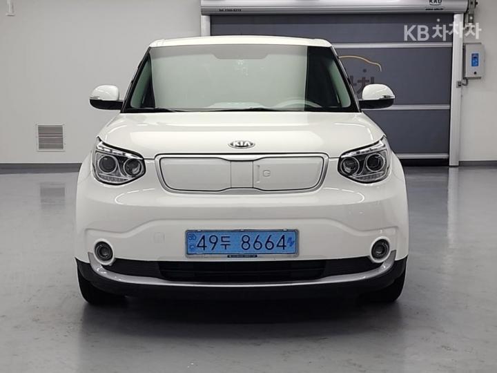 Kia Soul EV 3