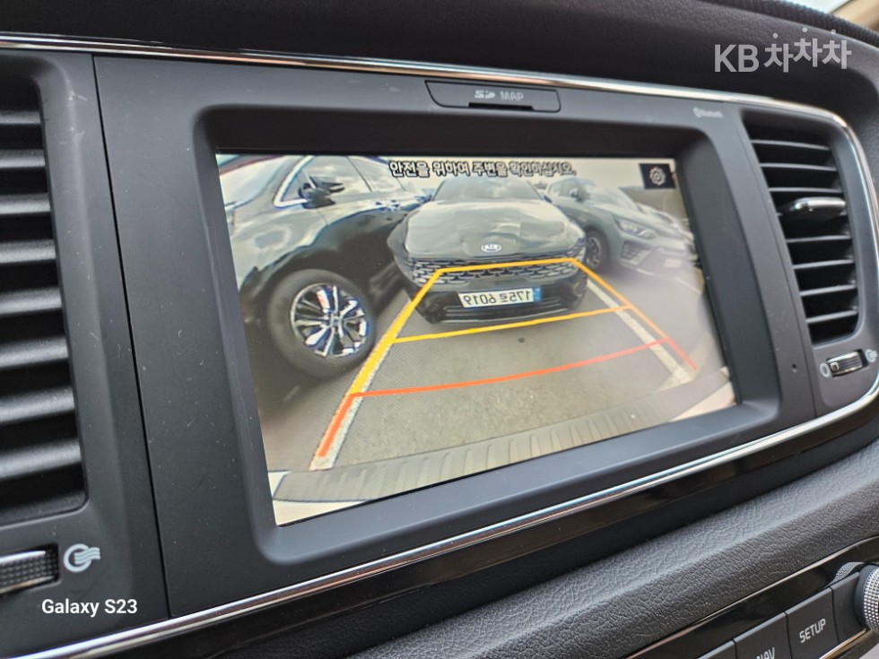 2020 - kia carnival