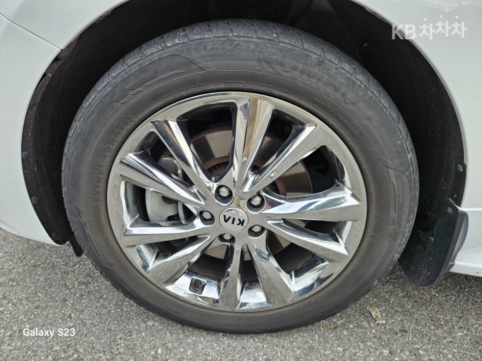 2020 - kia carnival