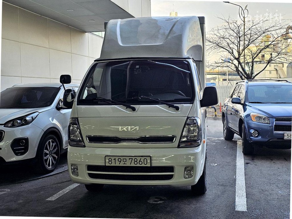 2024 - kia bongo iii
