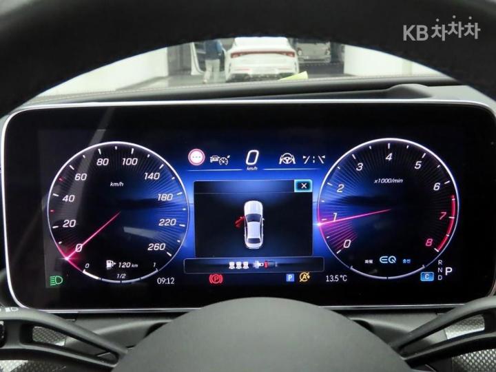 Mercedes-Benz C-Class C300 AMG Line - фото 5