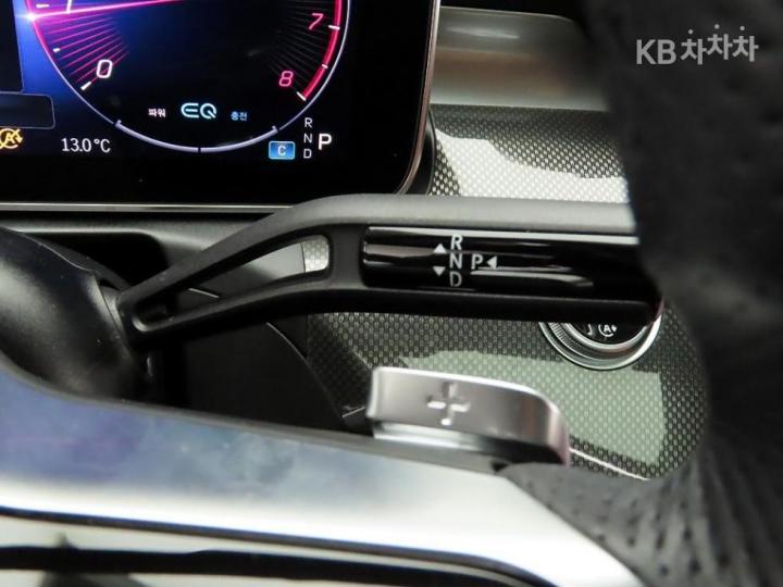 Mercedes-Benz C-Class C300 AMG Line - фото 9