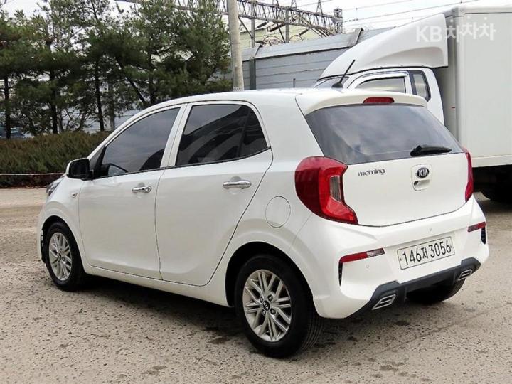 Kia Morning Urban JA 1.0 Gasoline Prestige 4
