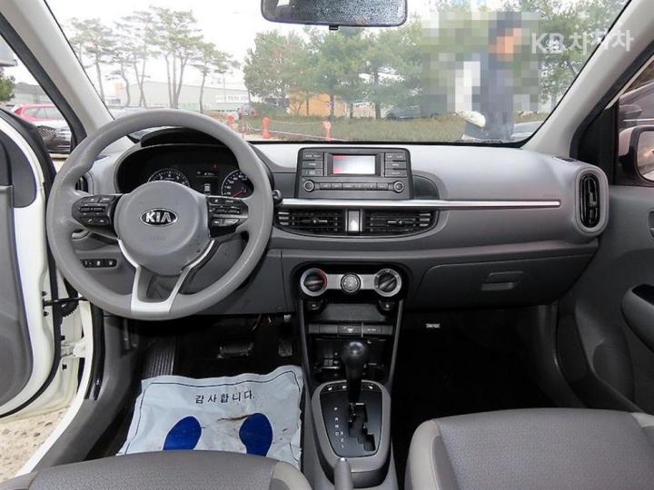 Kia Morning Urban JA 1.0 Gasoline Prestige 8