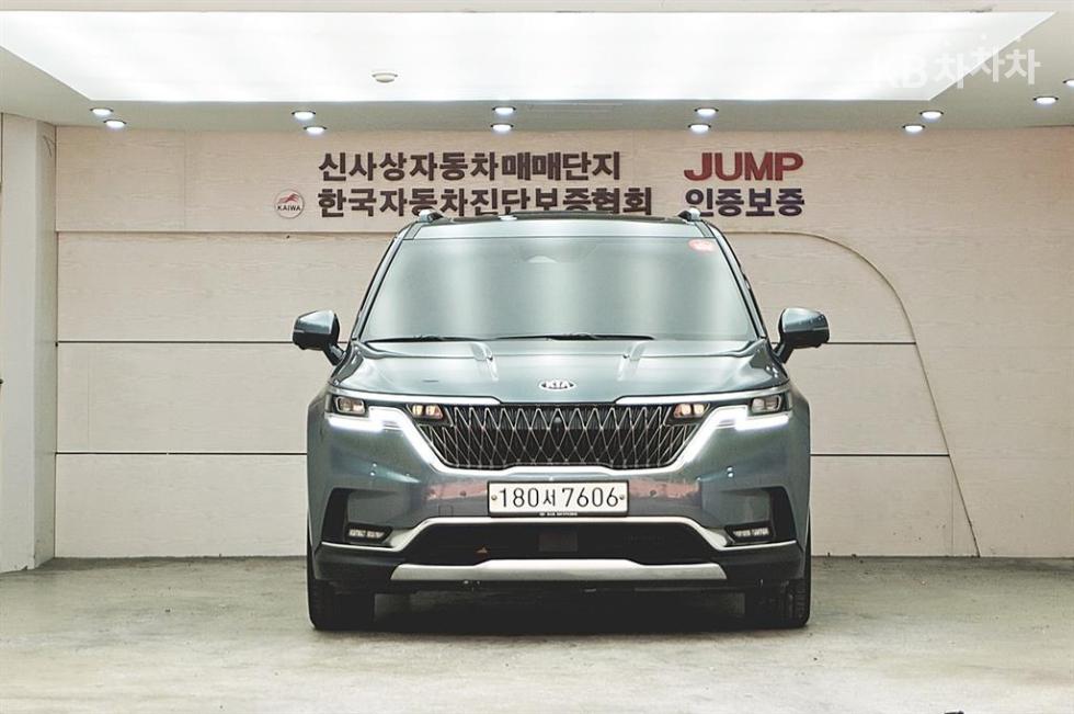 2021 - kia carnival