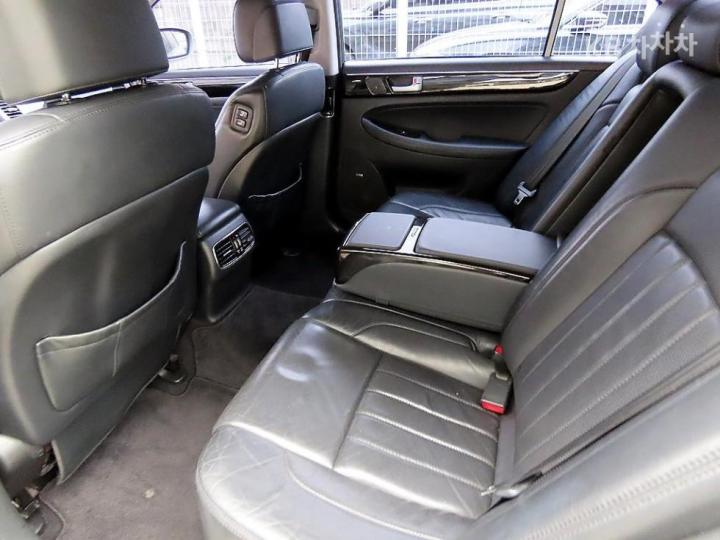 Hyundai Genesis BH380 PRESTAGE Base Type 7