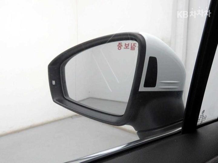 Volkswagen Tiguan 2.0 TDI Prestige - фото 7