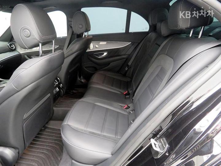 Mercedes-Benz E-Class E53 AMG 4MATIC+ Basic - фото 7