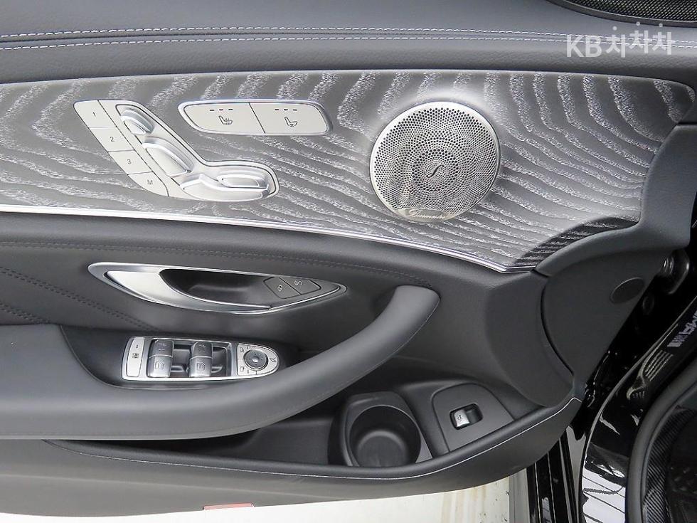 Mercedes-Benz E-klasse — miniaturë 10