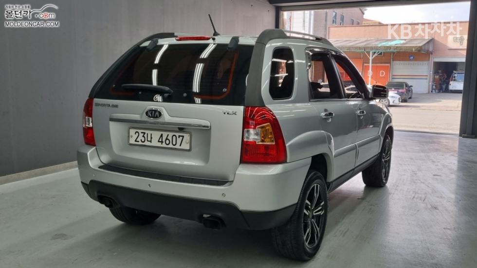 2010 - kia sportage