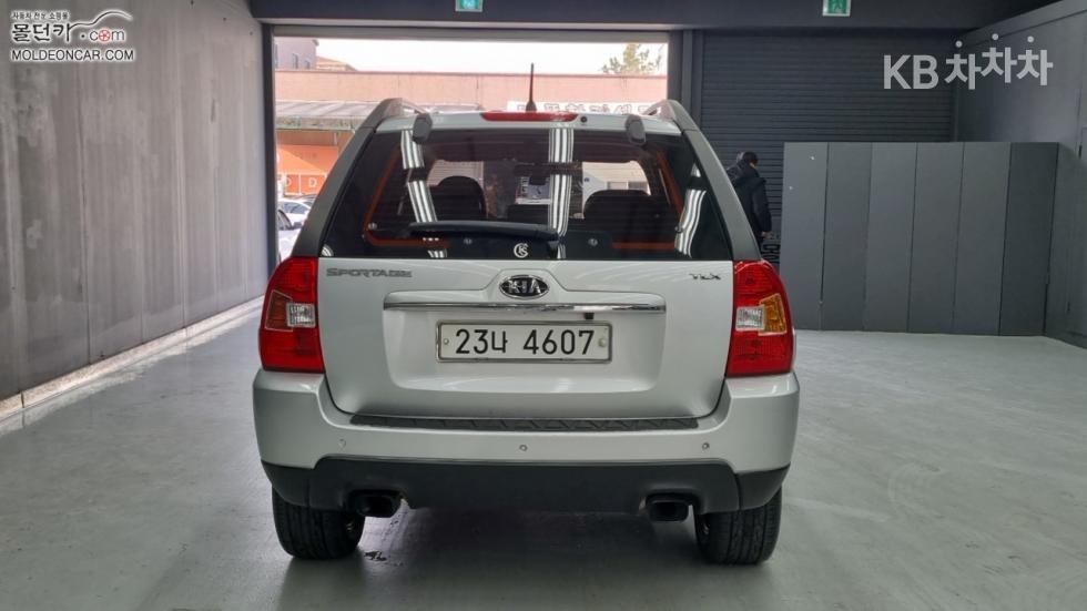 2010 - kia sportage