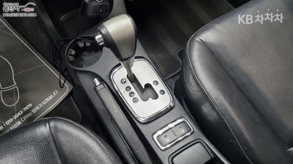 2010 - kia sportage
