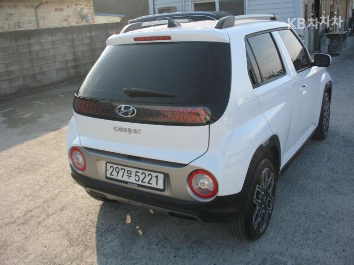 Hyundai Casper 1.0 Gasoline Inspiration 5