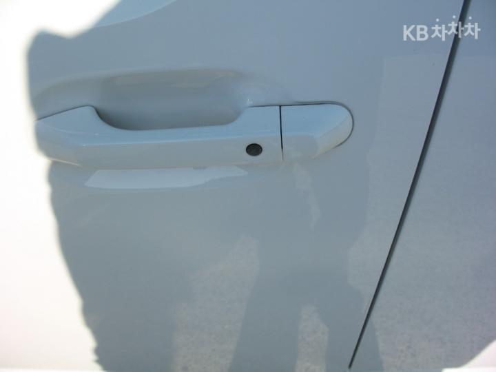 Hyundai Casper 1.0 Gasoline Inspiration 8