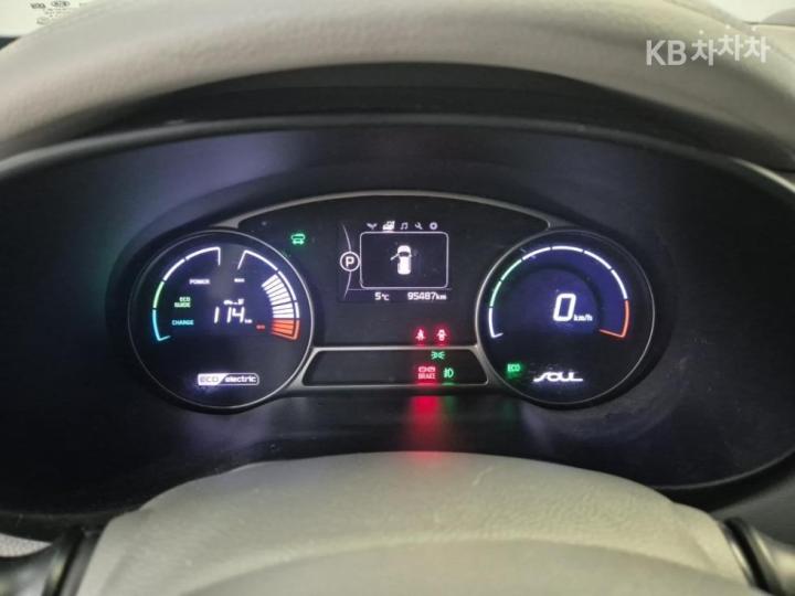 Kia Soul EV 7