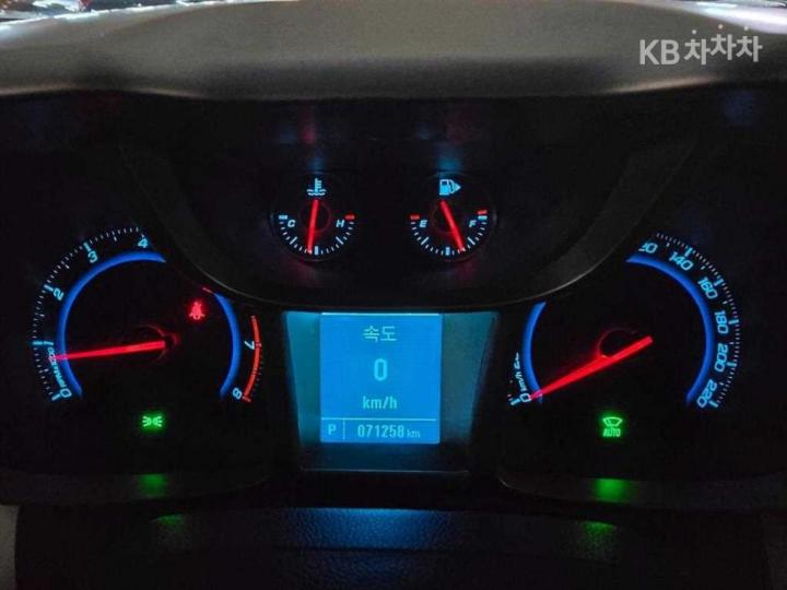 Chevrolet Orlando LPG LTZ Premium 8