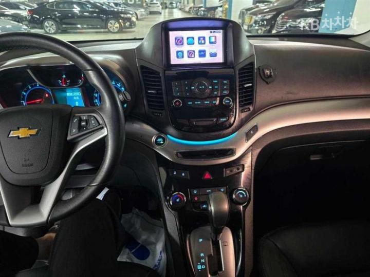 Chevrolet Orlando LPG LTZ Premium 10