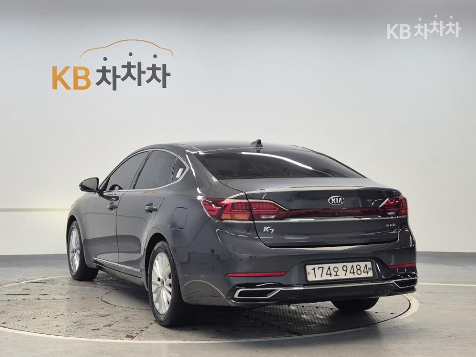 2020 - kia k7