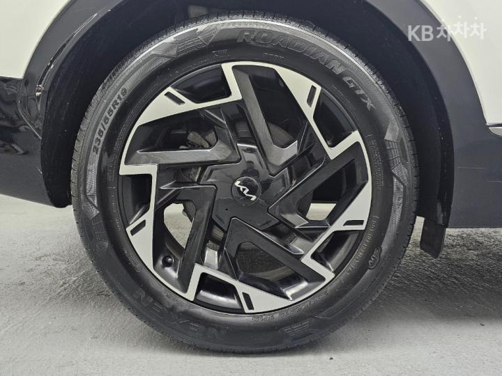 Kia Sportage The D2.0 2WD Signature 6