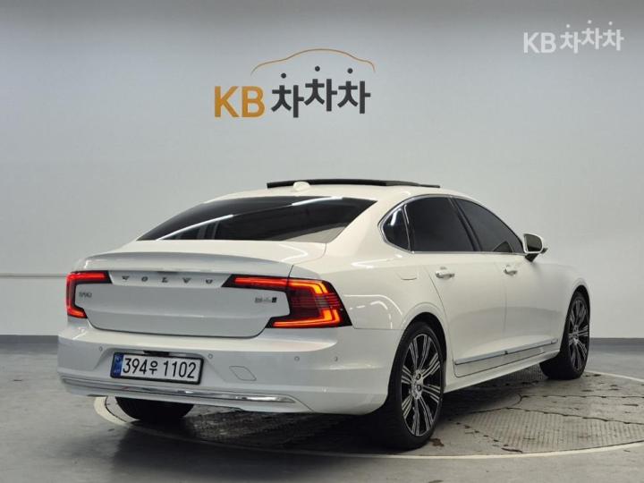 Volvo S90 B6 AWD Ultimate Bright 4