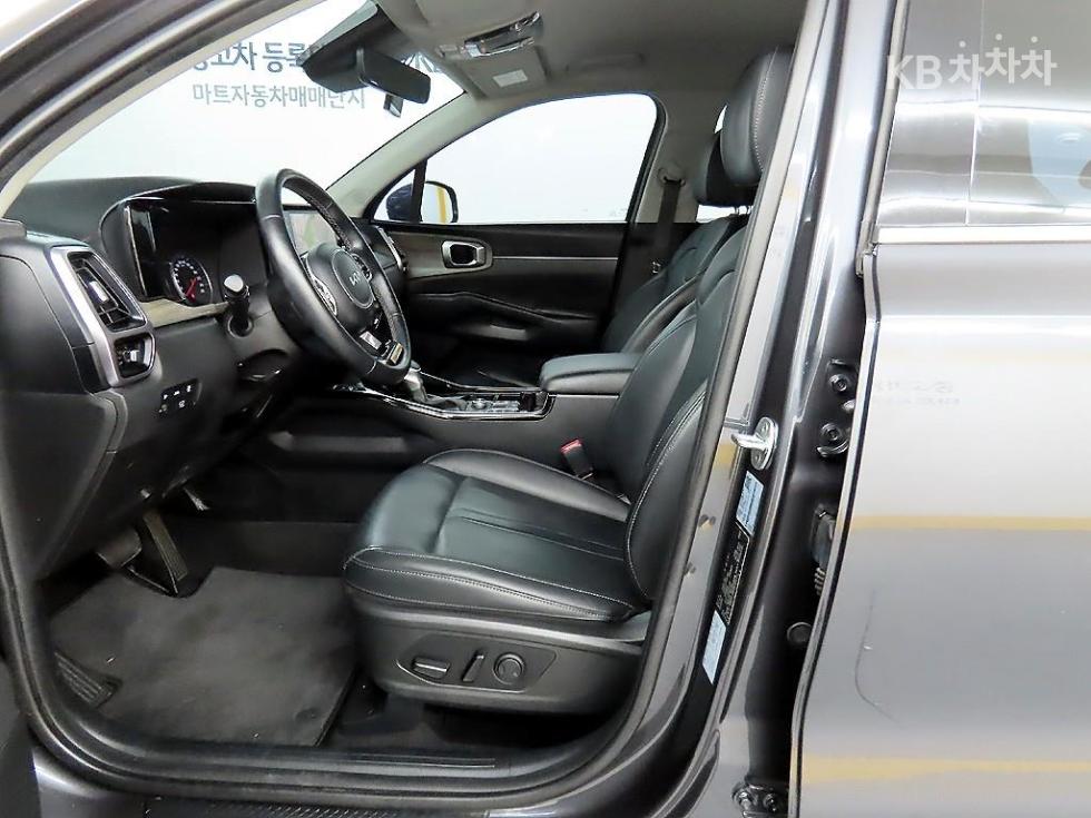 2022 - kia sorento
