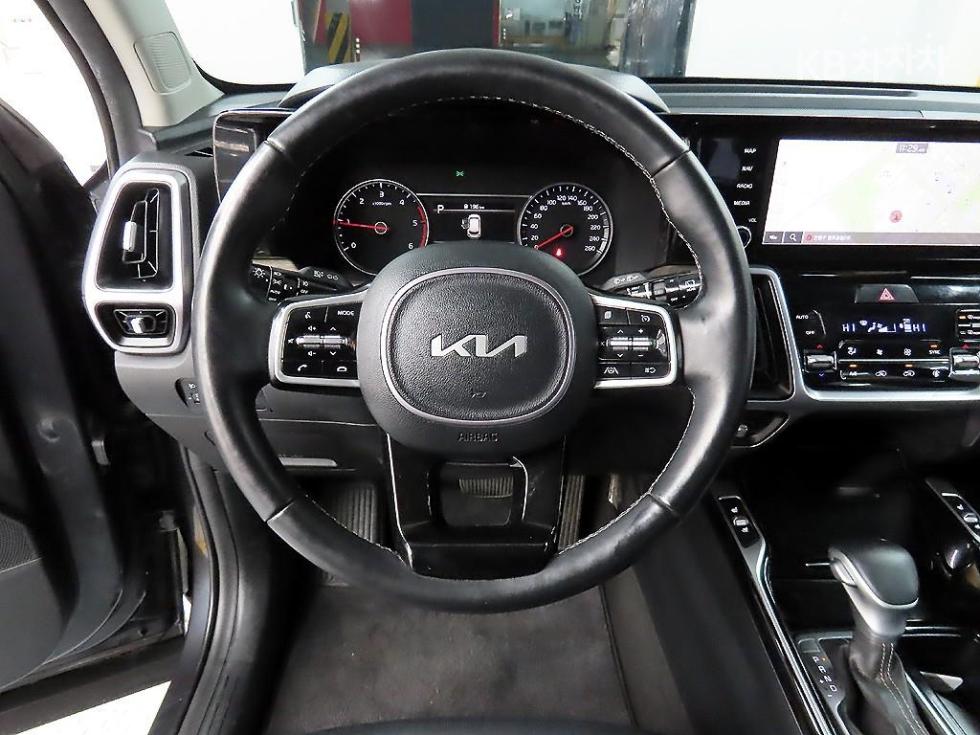 2022 - kia sorento