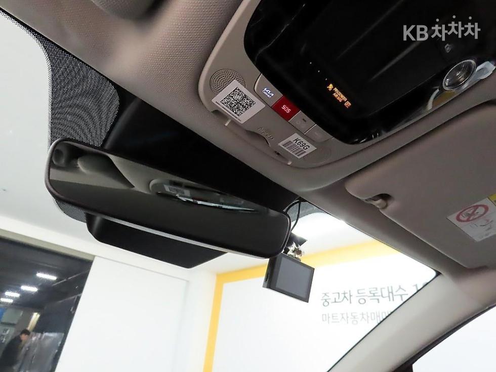 2022 - kia sorento