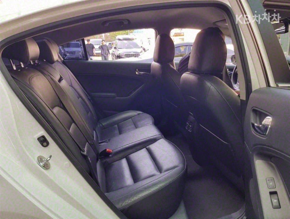 2014 - kia k3