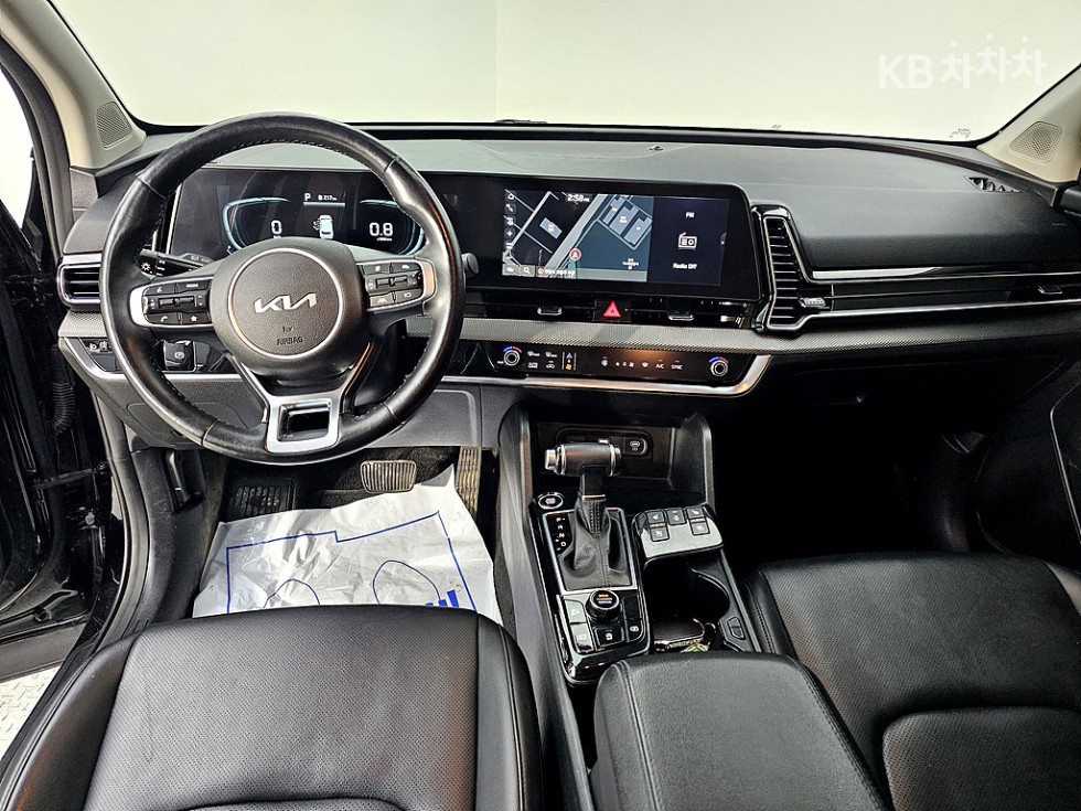 2022 - kia sportage