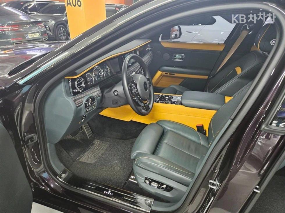 Rolls-Royce Ghost — miniaturë 14