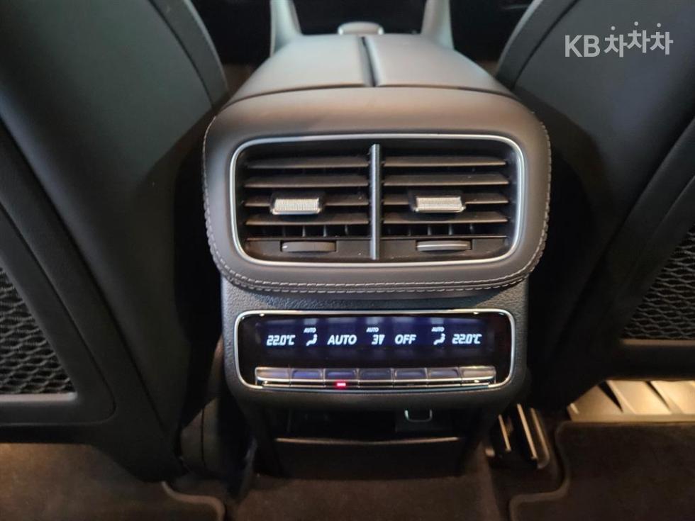 Mercedes-Benz GLE — miniaturë 13
