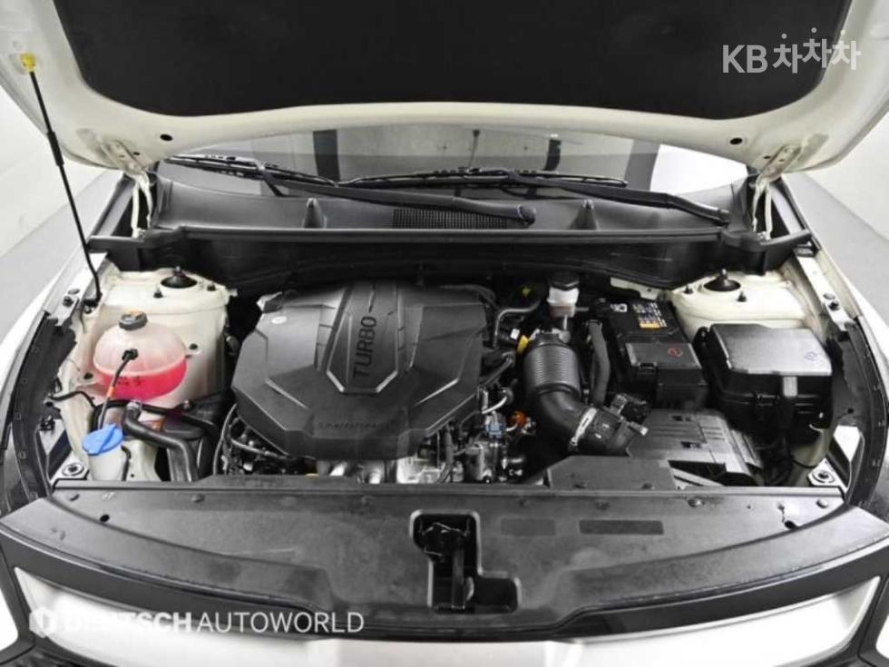 2022 - kia sportage