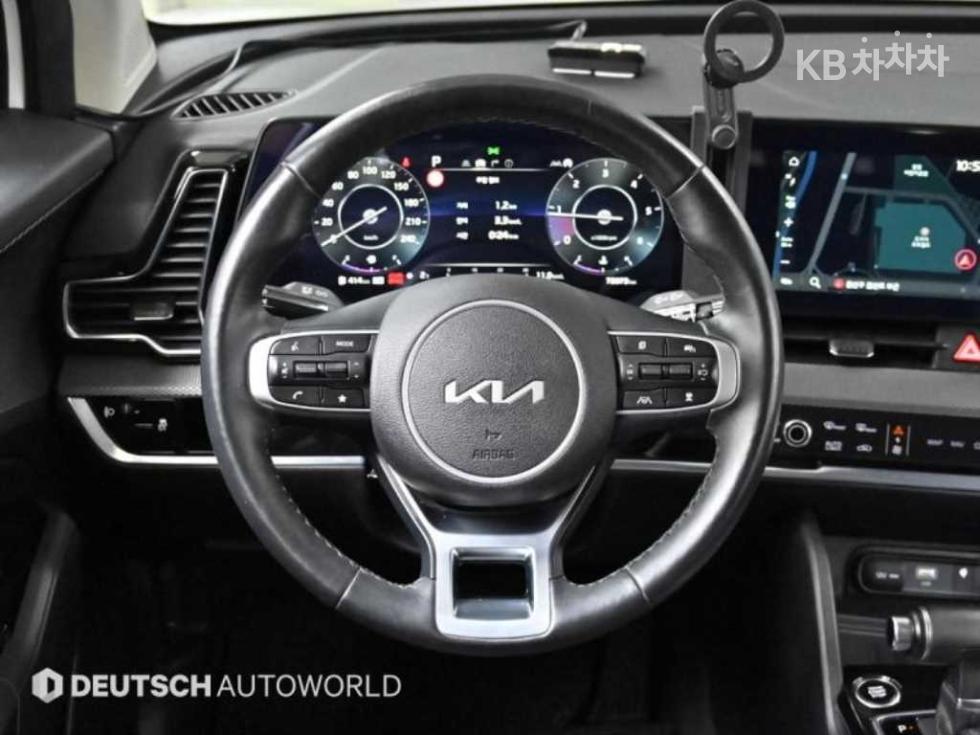 2022 - kia sportage