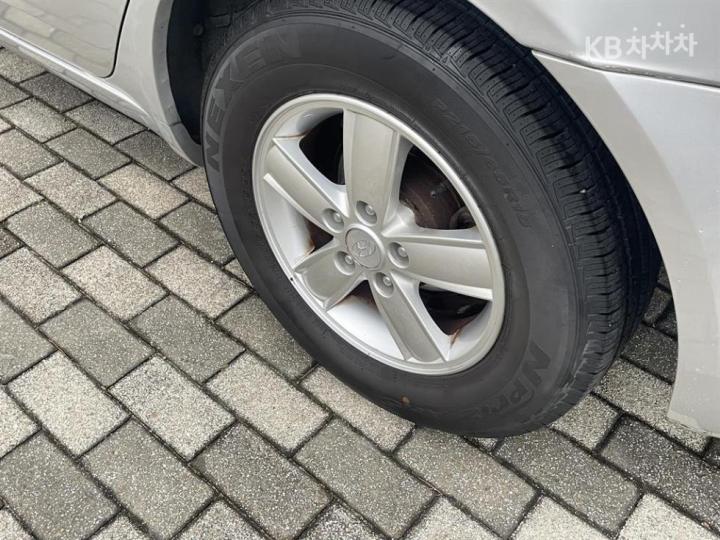 Hyundai Sonata NF N20 LPG Value Base Type 8