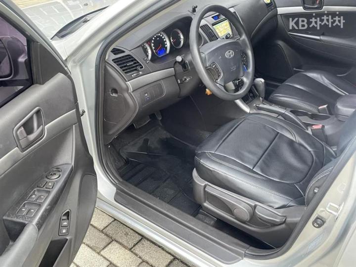 Hyundai Sonata NF N20 LPG Value Base Type 10
