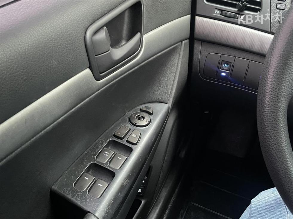 Hyundai Sonata — miniaturë 14