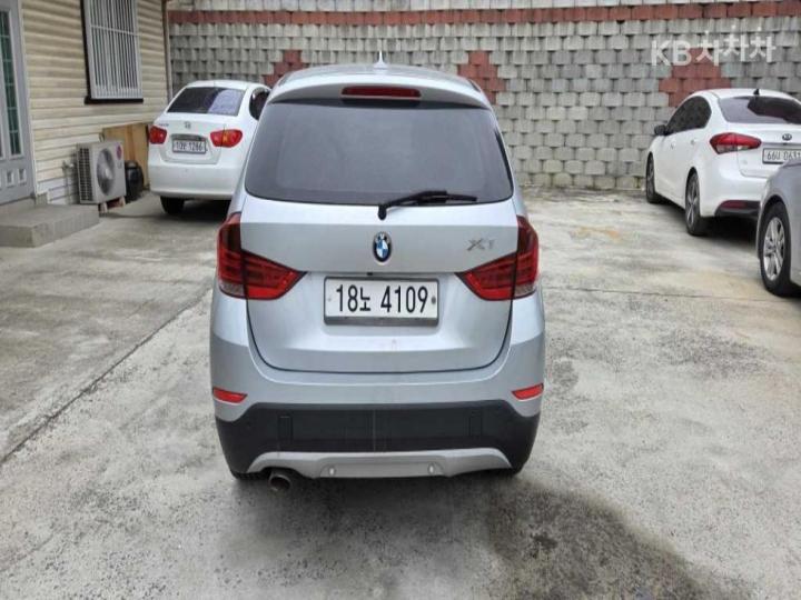 BMW X1 E84 2.0d xDrive 5