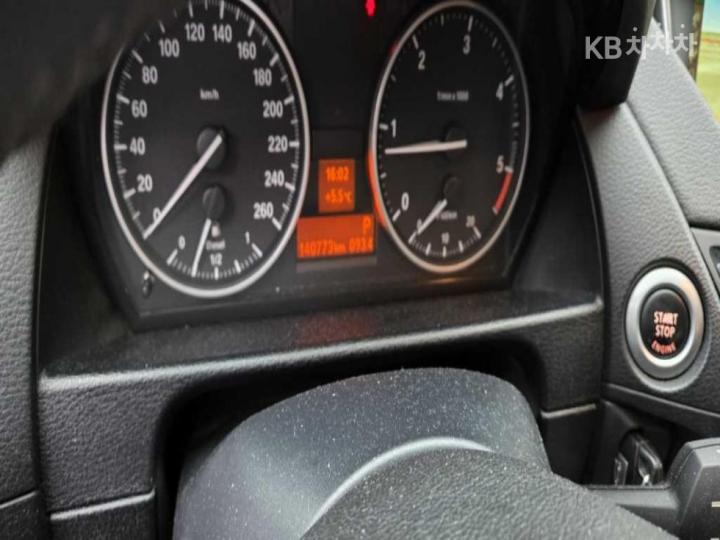 BMW X1 E84 2.0d xDrive 7